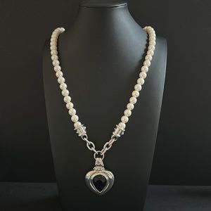 Pearl Heart Shaped Pendant Necklace